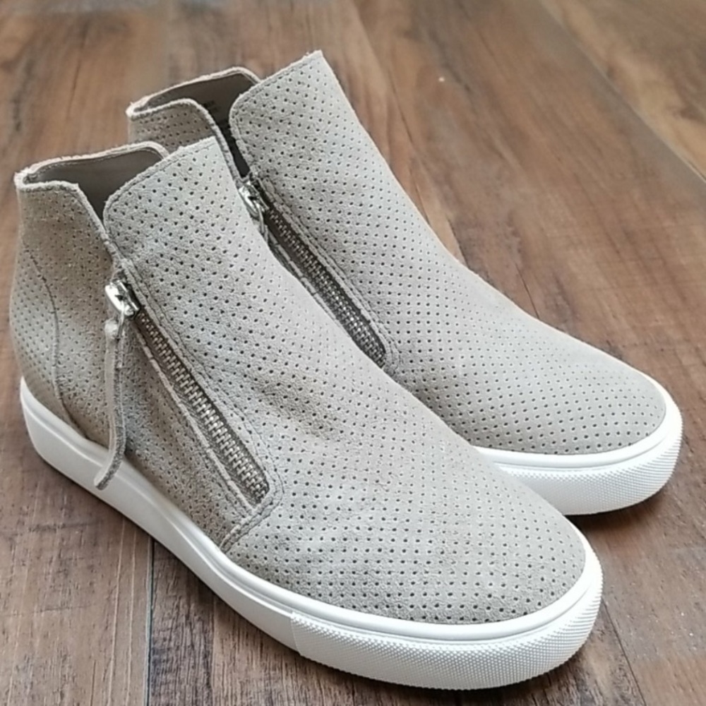 Steve Madden Caliber Hidden Wedge Sneakers